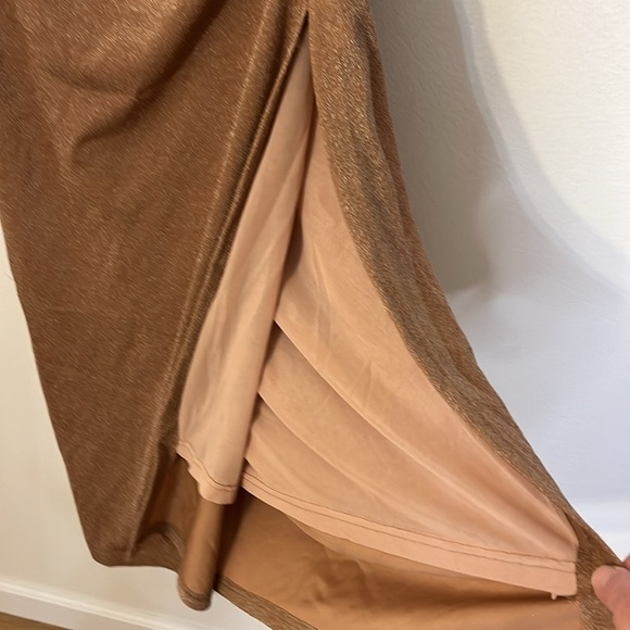 Dress Forum | New mocha & silver fitted maxi dress w/slit Women’s size L sparkly - Picture 4 of 10